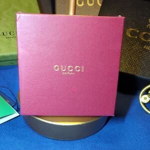 Gucci Gold Compact Mirror NEW IN THE BOX Asking Only $75